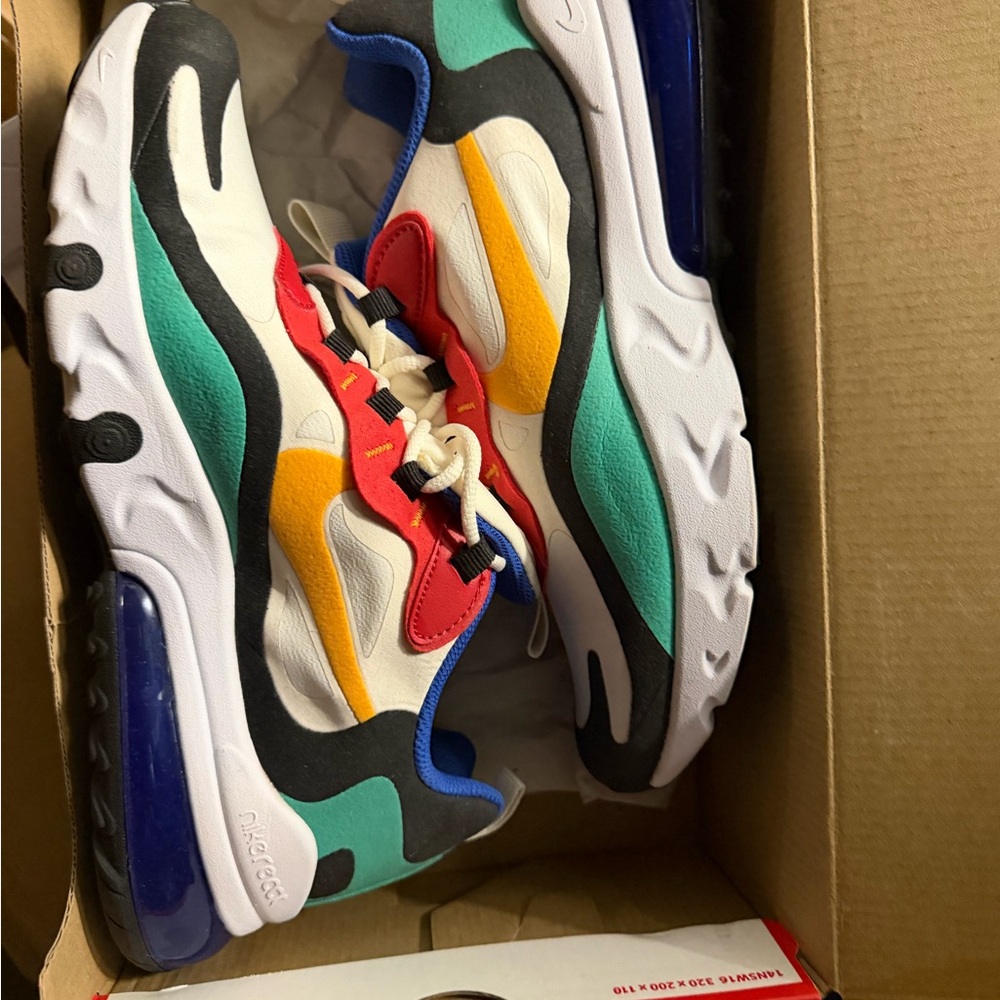 Nike Air Max 270 React Phantom (GS -youth  6.5)- Multicolor